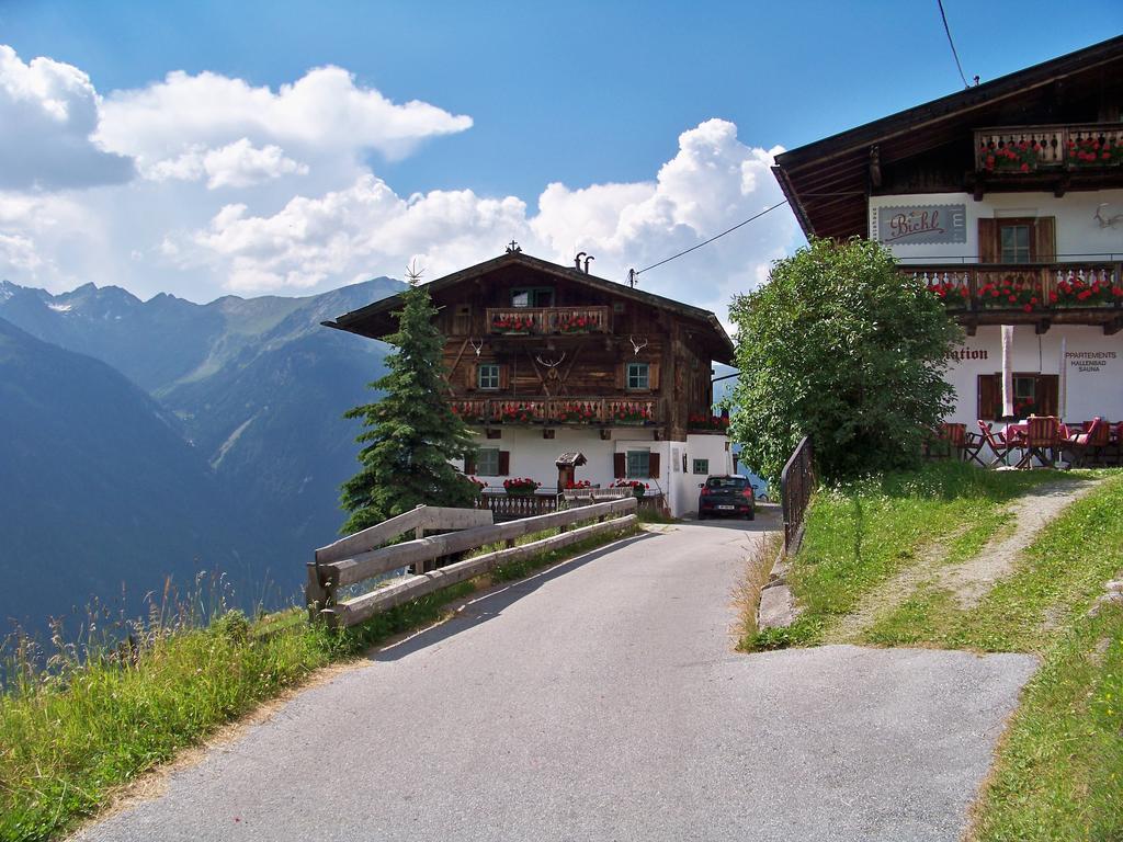 Gaestehaus Bichl Umhausen Bagian luar foto