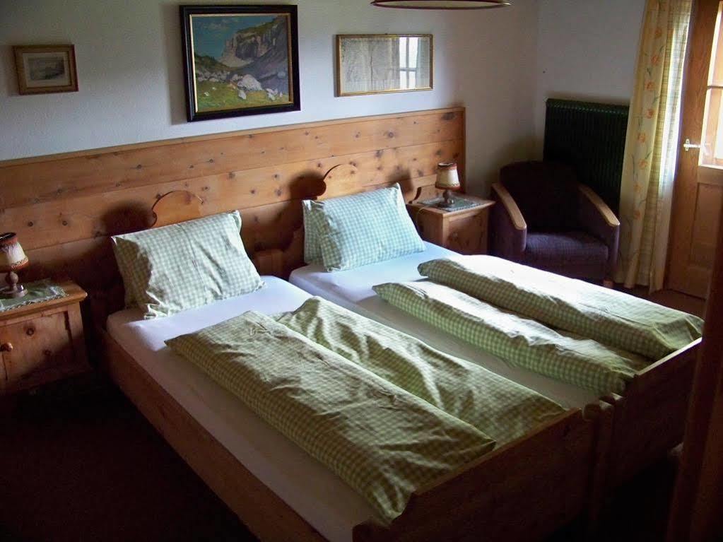 Gaestehaus Bichl Umhausen Bagian luar foto